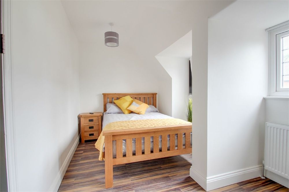 Property photo 1 of 5