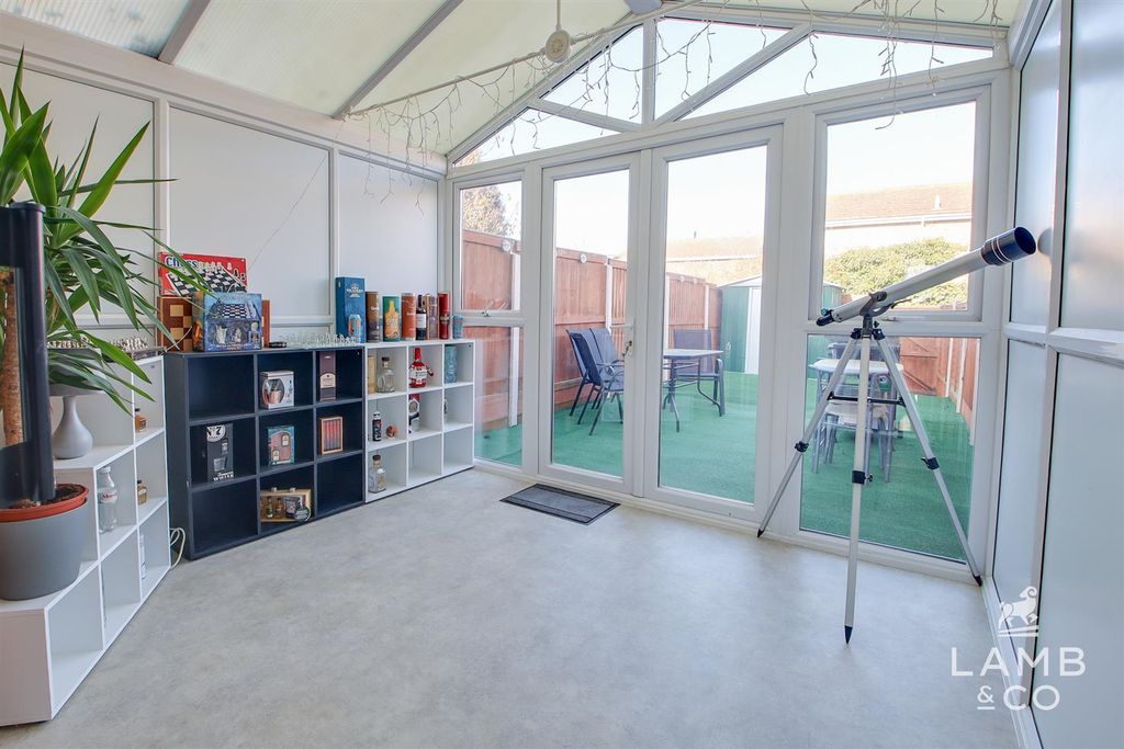 Property photo 3 of 13