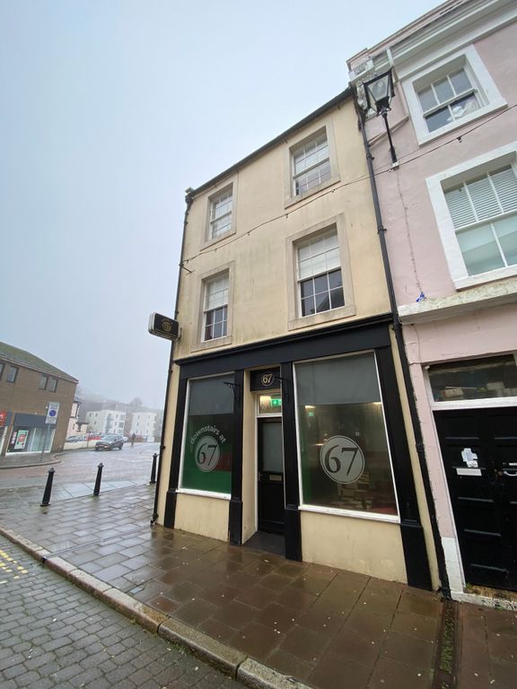 Property photo 2 of 7 67 Market Place (B)