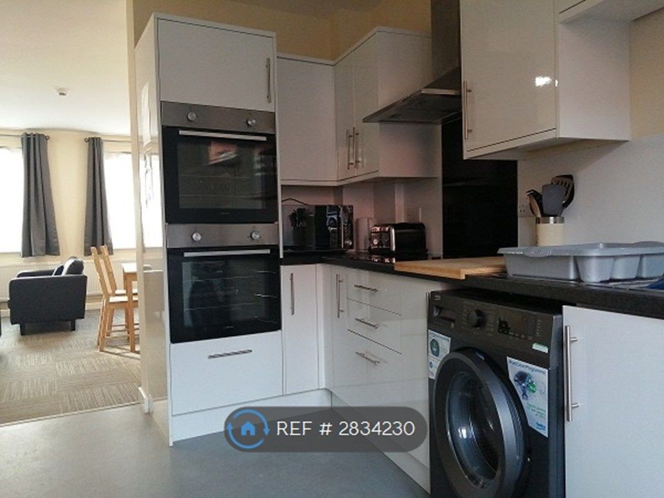 Property photo 3 of 6