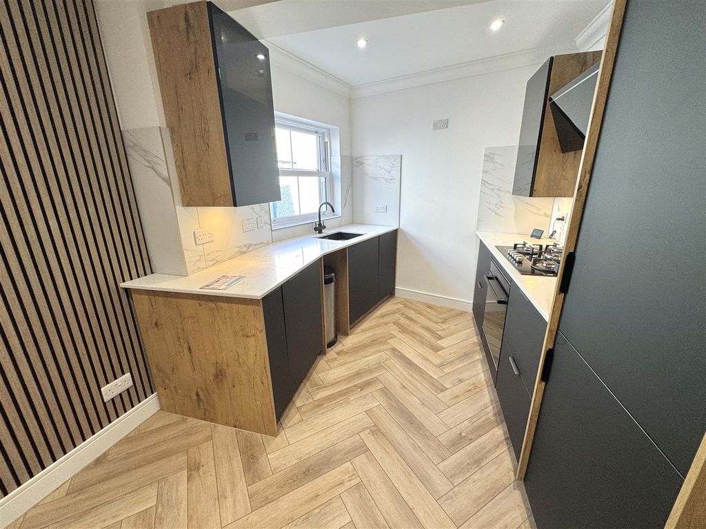 Property photo 2 of 19 Img_5551.Jpg