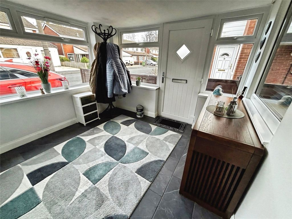 Property photo 2 of 14 Office