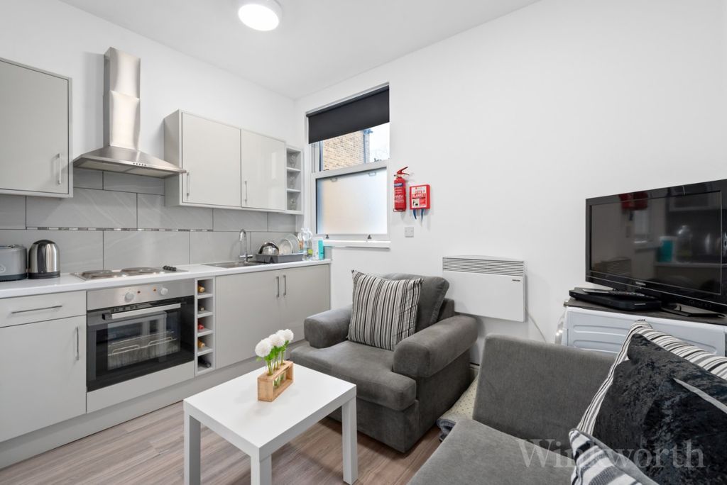 Property photo 2 of 7 Picture No. 08