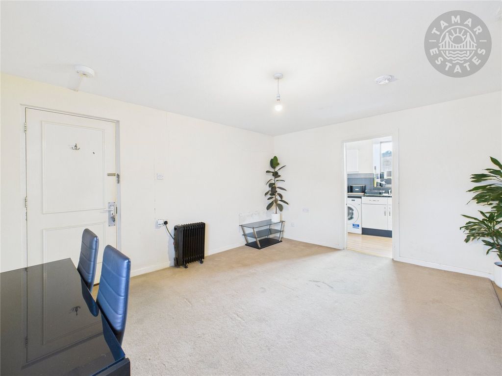 Additional image 11 of 2 bed flat for saleWooda Road, Launceston PL15