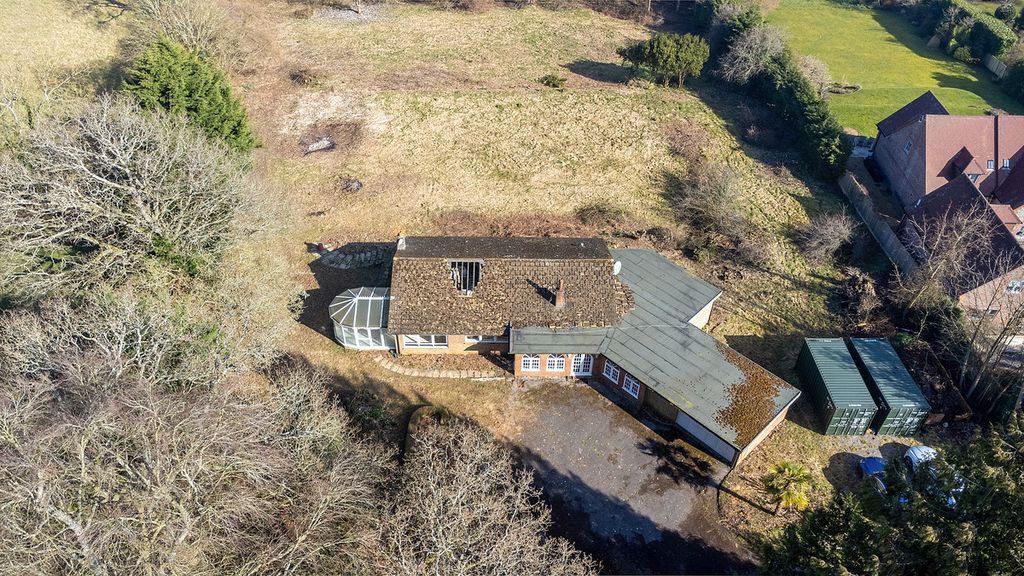 Property photo 2 of 7