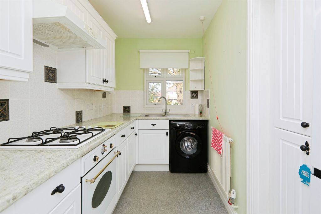 Property photo 3 of 17