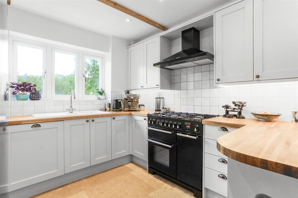 Property photo 2 of 37 1534211604 - 21.Jpg