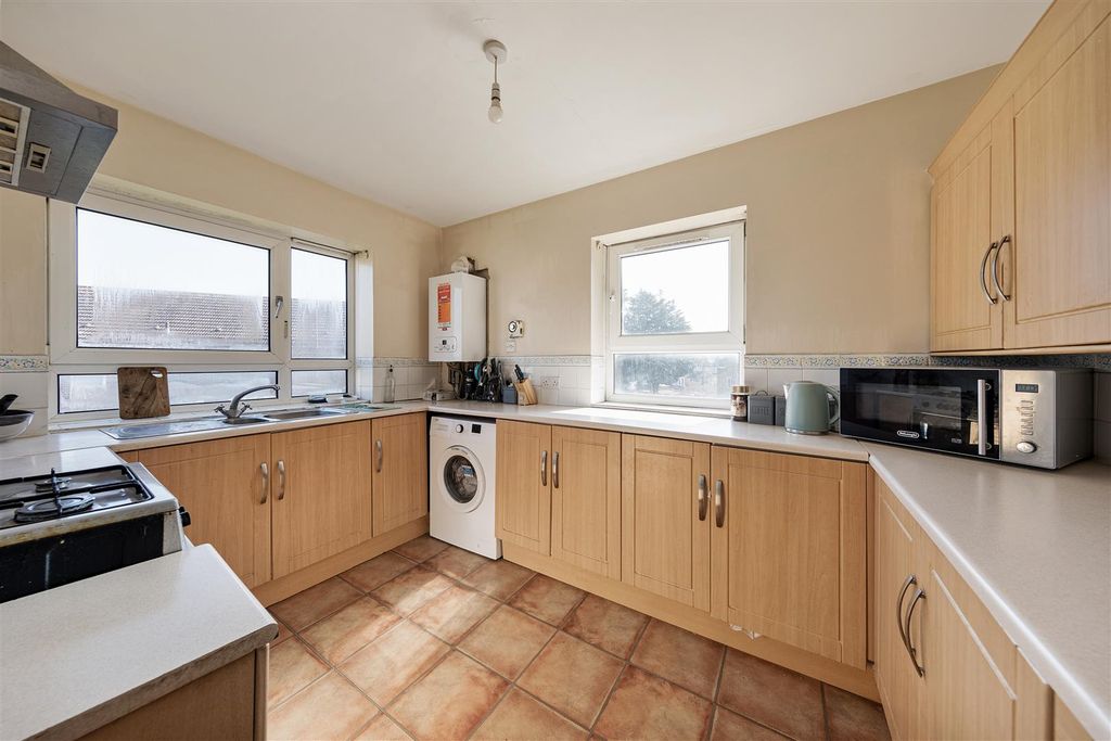 Property photo 3 of 9 John Burns Drive Ig11