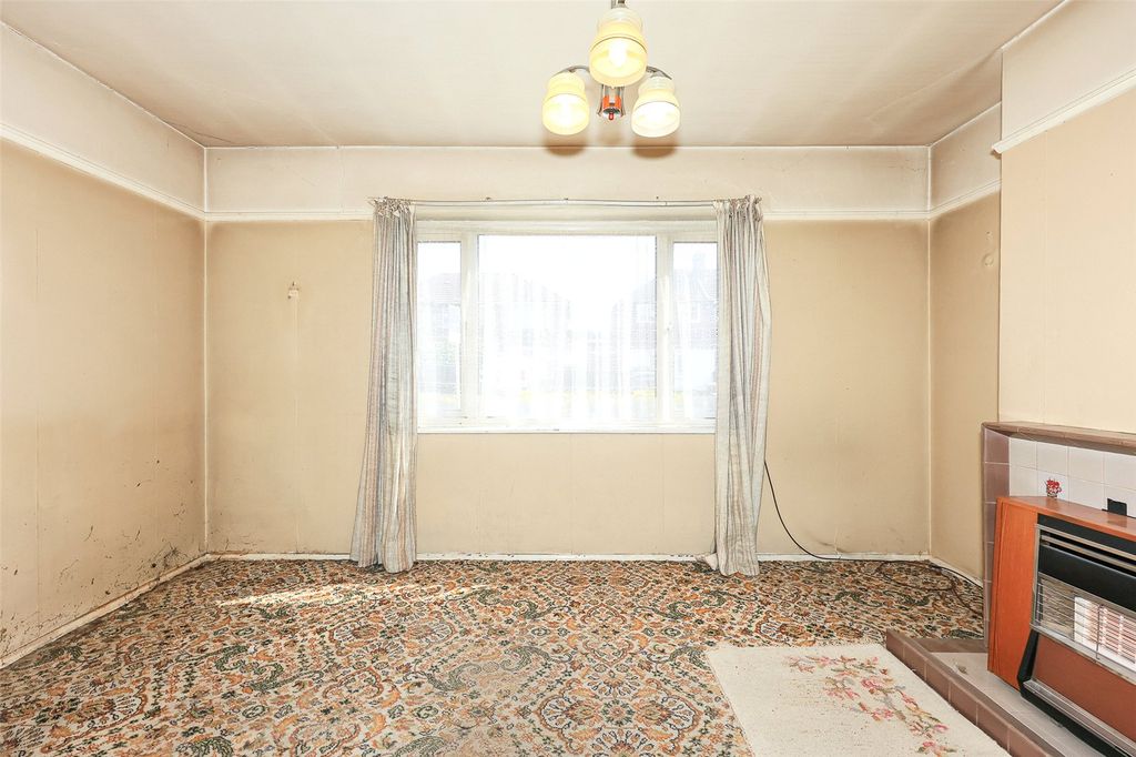 Property photo 3 of 19 Picture No. 07