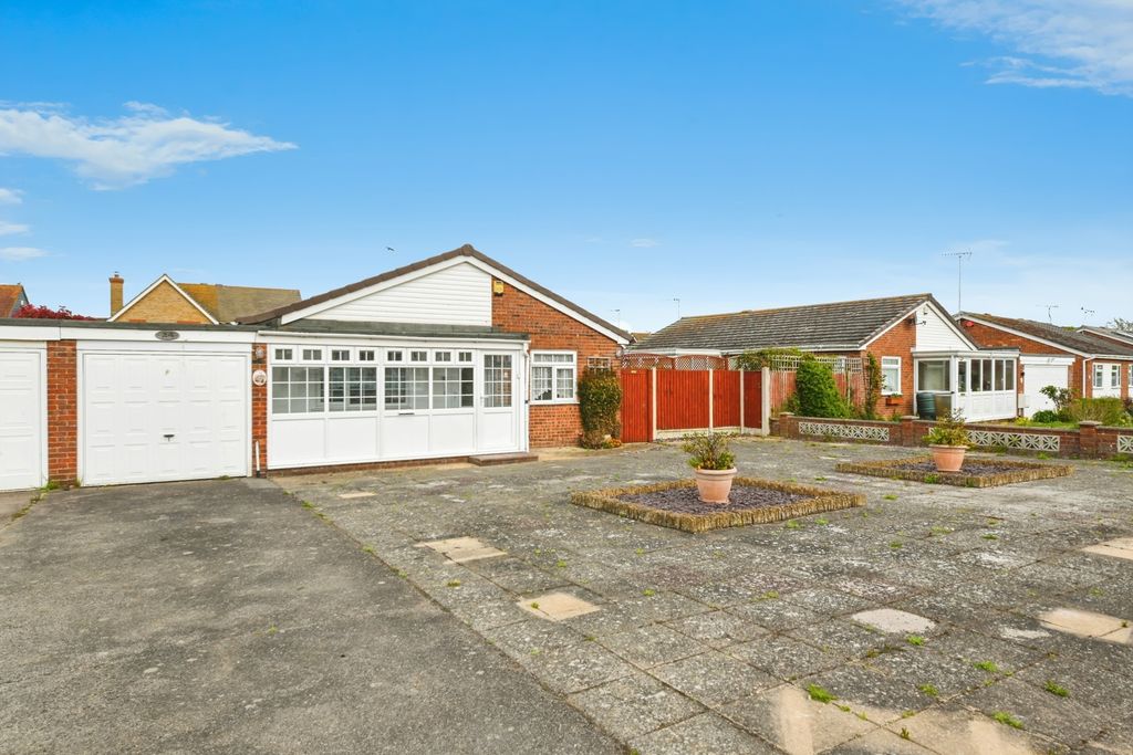 Property photo 1 of 17 Front