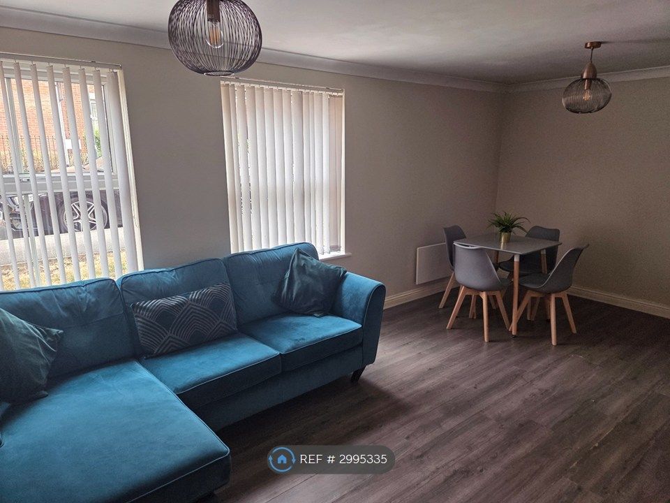 Property photo 2 of 12