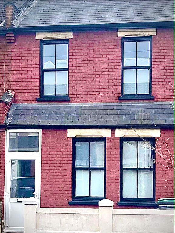 Property photo 2 of 21 Picture No. 34