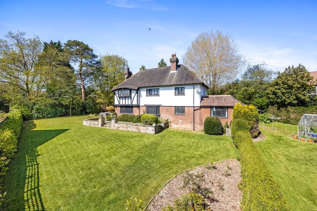 Property photo 1 of 17