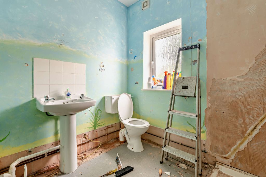 Additional image 8 of 2 bed detached house for saleRhosygwalia LL23