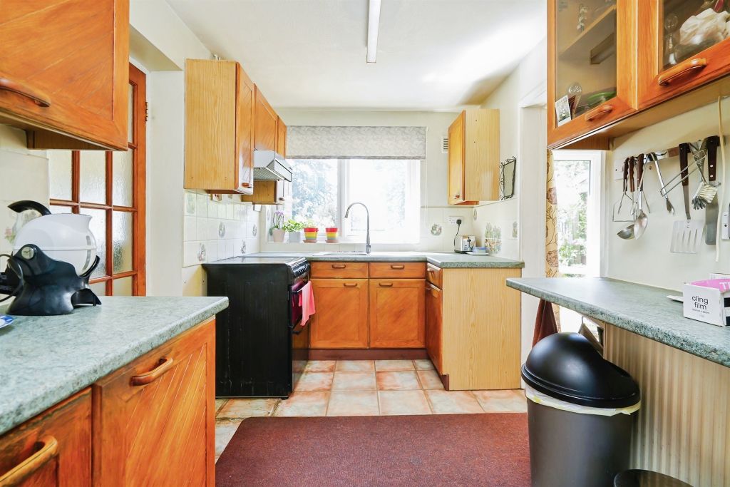 Property photo 2 of 16
