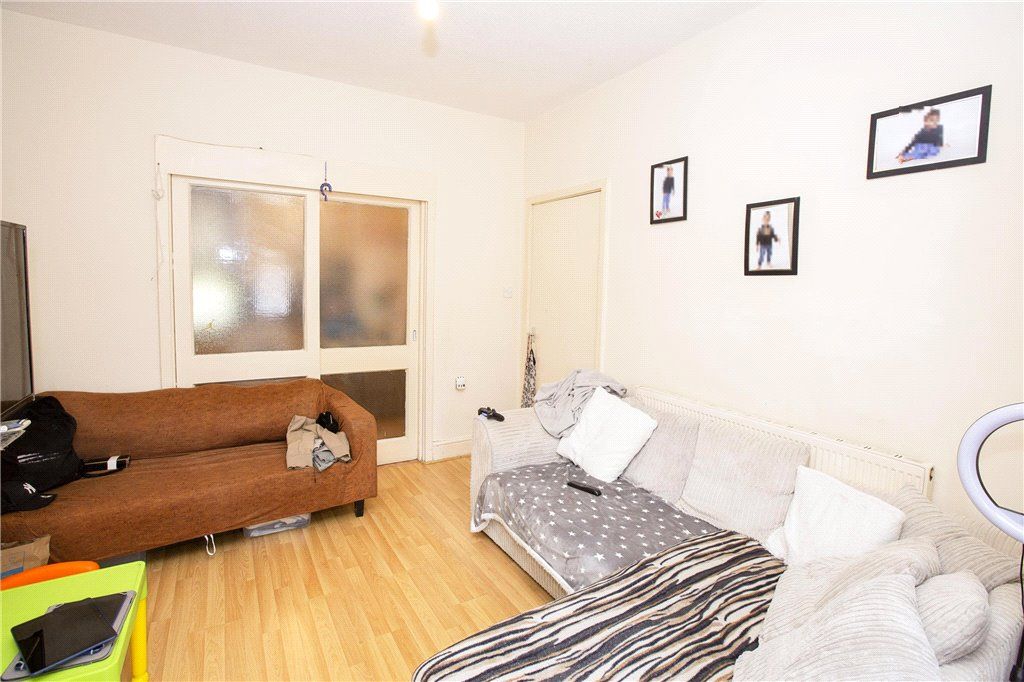 Property photo 3 of 13 Picture No. 15