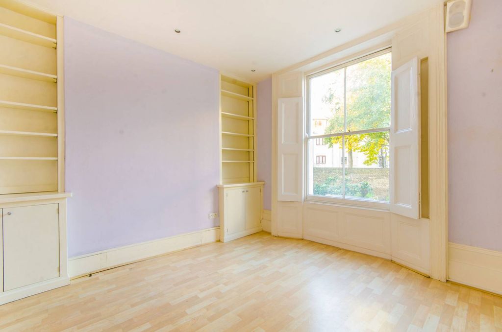Property photo 3 of 6
