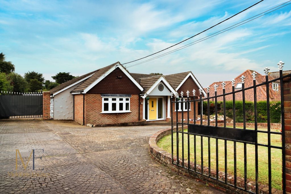Property photo 2 of 41 Front _ Gates &amp; Drive