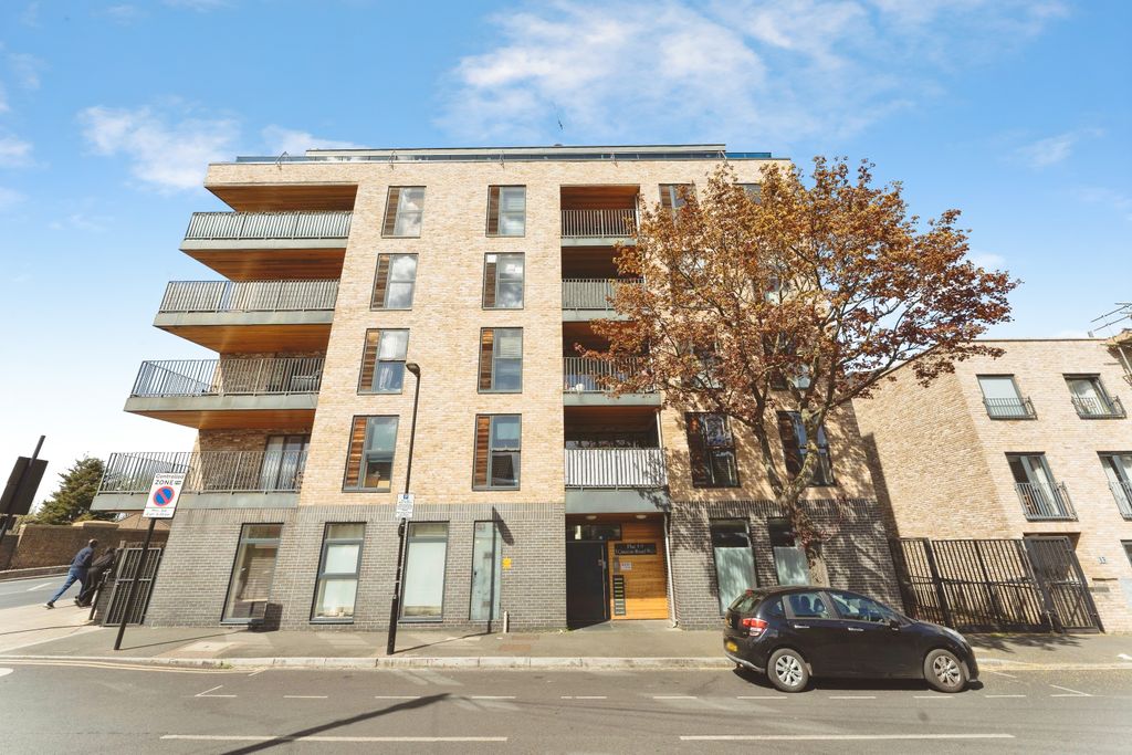 Property photo 2 of 20 Front View