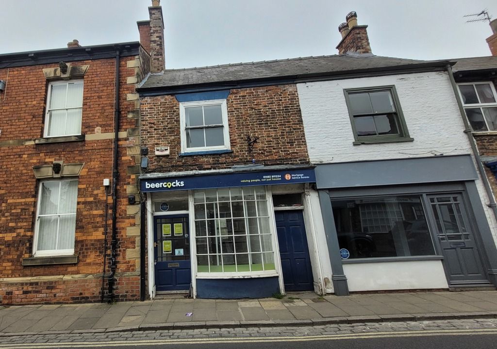 Property photo 1 of 8 Photo 9