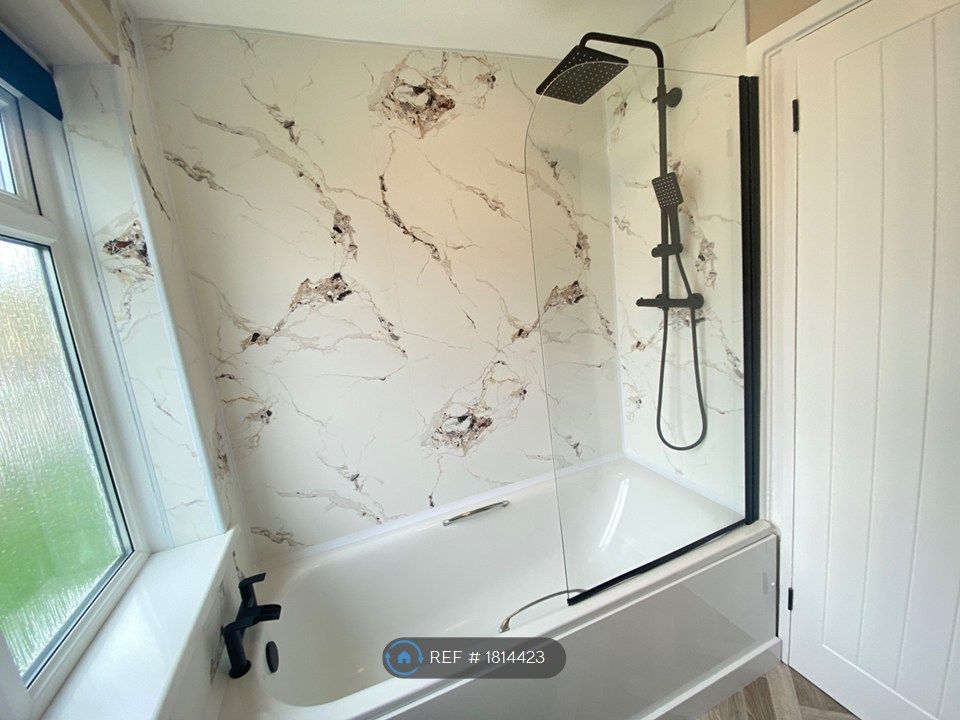 Property photo 2 of 10 Newly Renovated Bathroom, Bath &amp; Overhead Shower