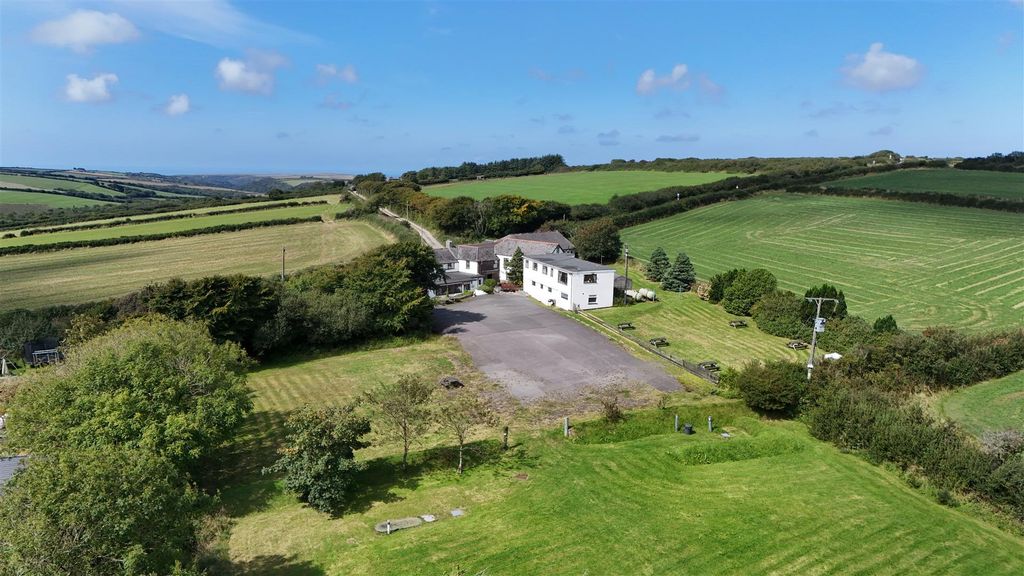 Property photo 2 of 36 Drone 7.Jpg