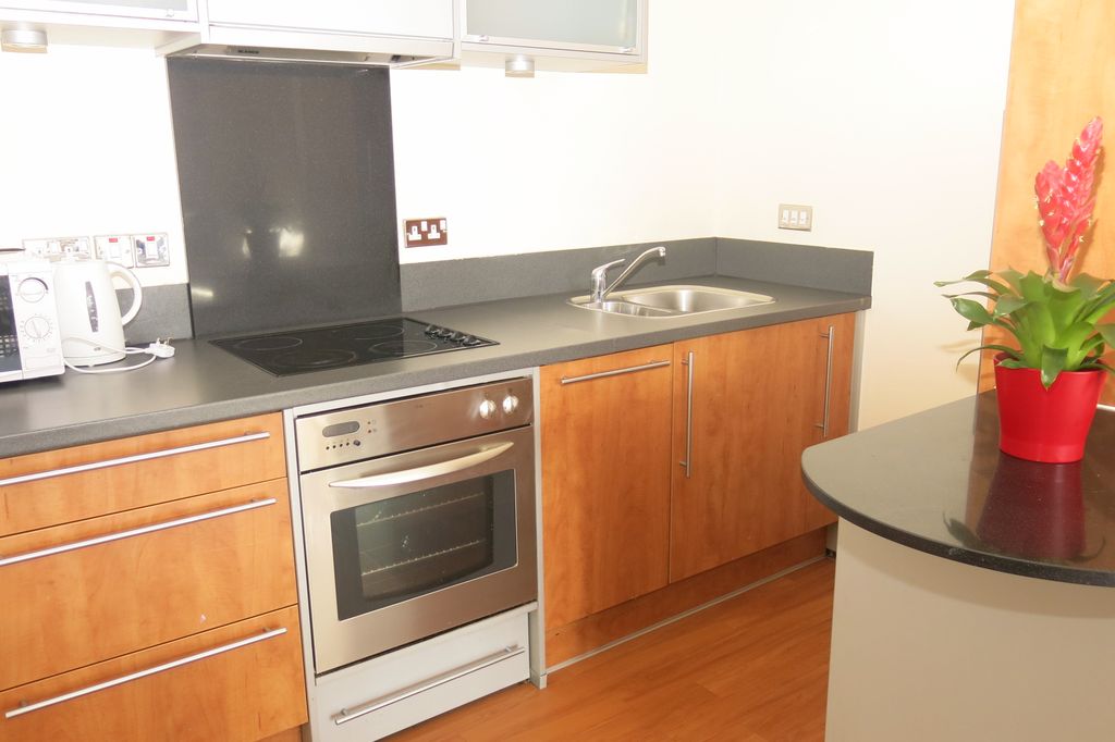 Property photo 2 of 6 Photo 02