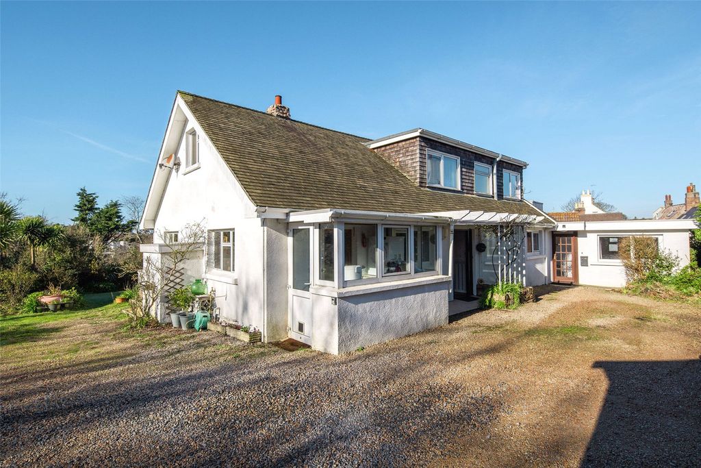 Property photo 2 of 31 External