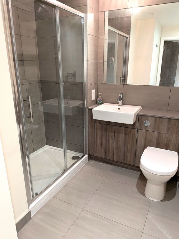 Property photo 3 of 3