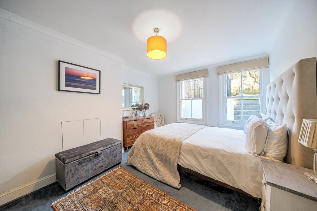 Property photo 3 of 9 Picture No. 62