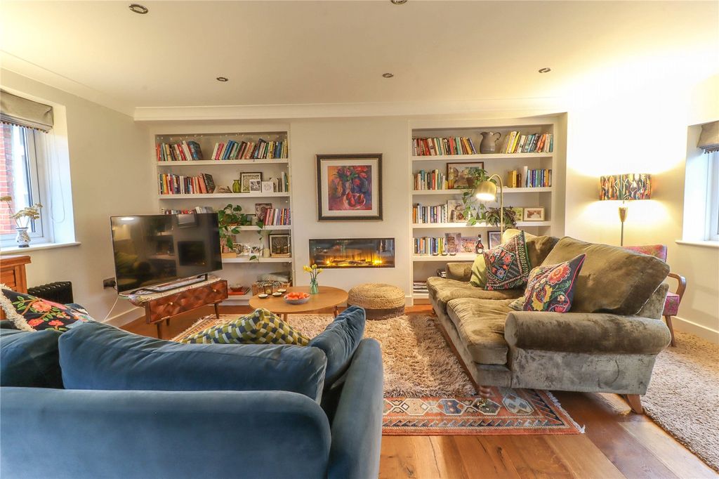 Property photo 1 of 23 Picture No. 51