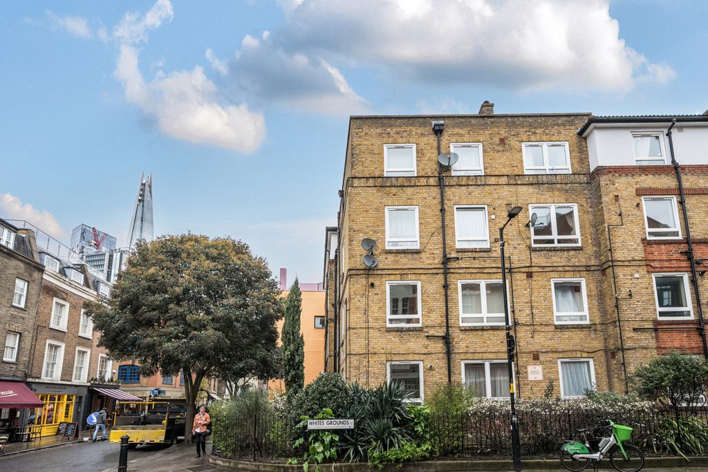 Property photo 1 of 15 External