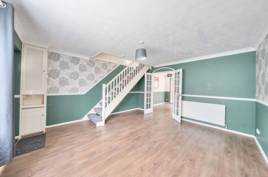 Property photo 2 of 11 1477093-1-6A26c19...