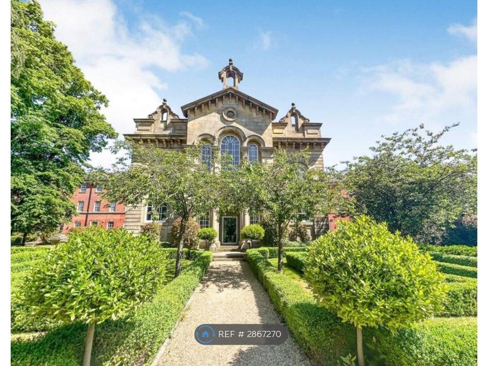 Property photo 1 of 3