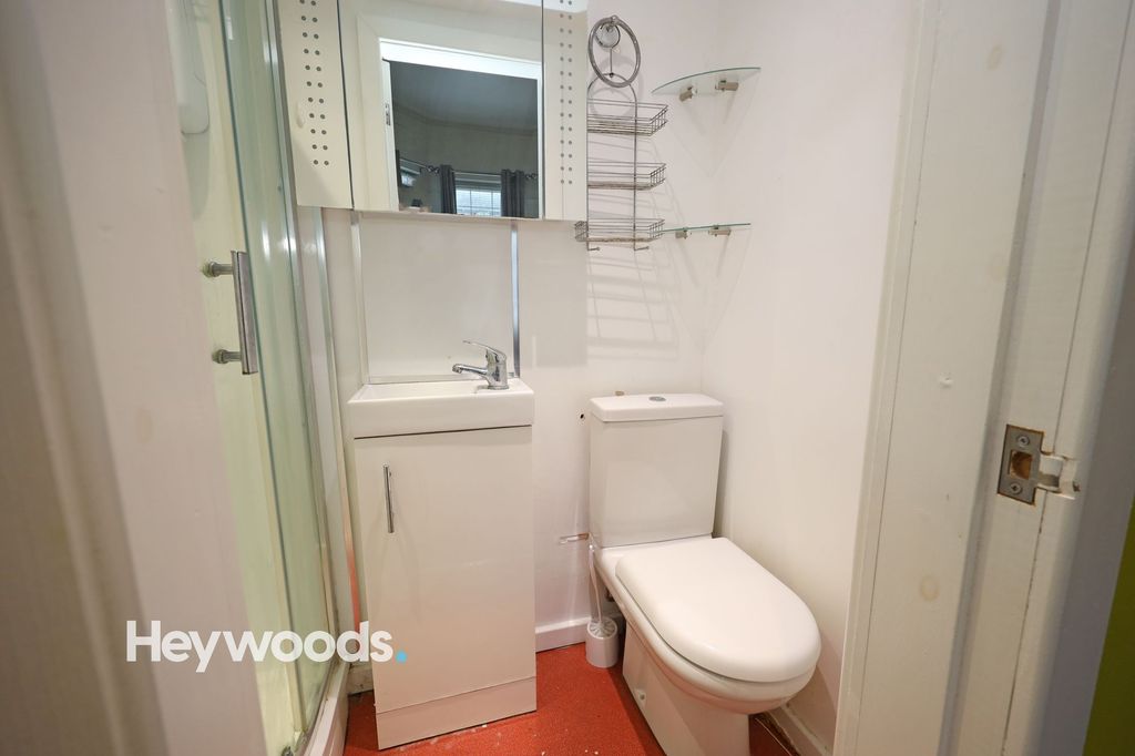 Property photo 3 of 21