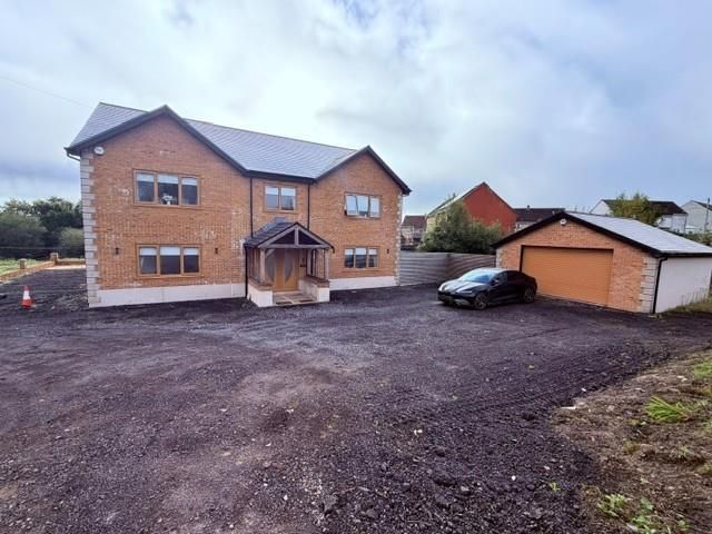 Property photo 2 of 32 Canwch1001.Jpg