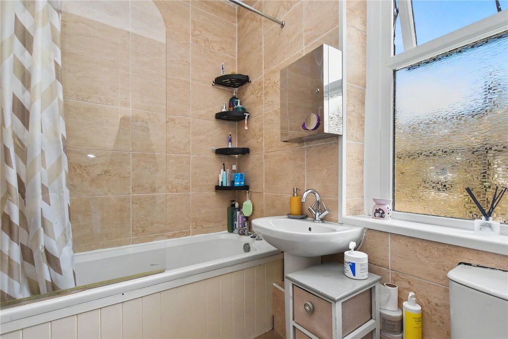 Property photo 3 of 6 Picture No. 02
