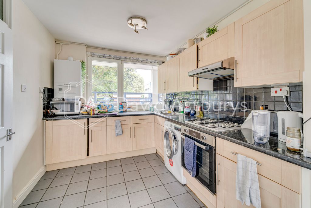 Property photo 2 of 10 Ndb01336_Enfused