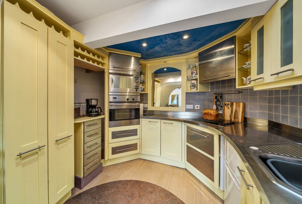 Property photo 2 of 8 1218630 (5).Jpg
