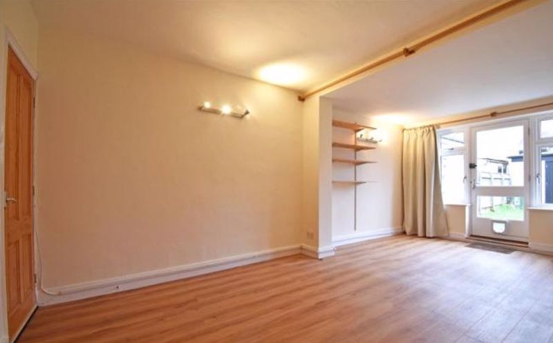 Property photo 2 of 6 Photo 6