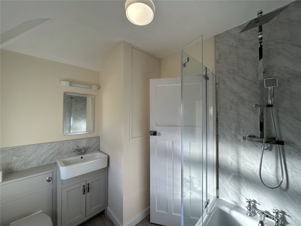 Property photo 3 of 8 Picture No. 07