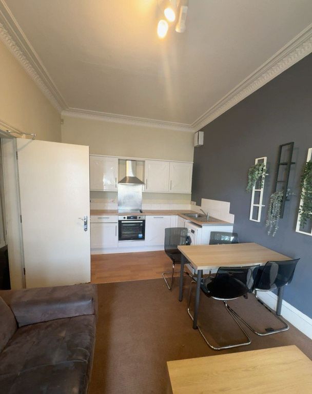 Property photo 3 of 8 Photo 3