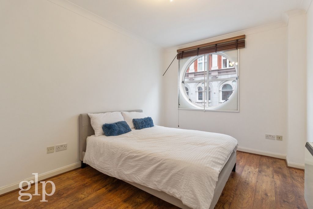 Property photo 3 of 12 4261833