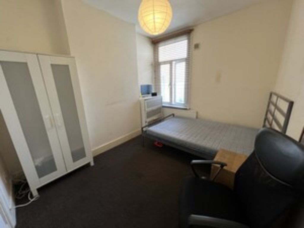 Property photo 1 of 1