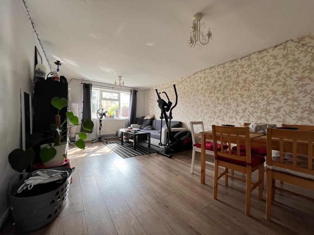 Property photo 3 of 8 Img_2664