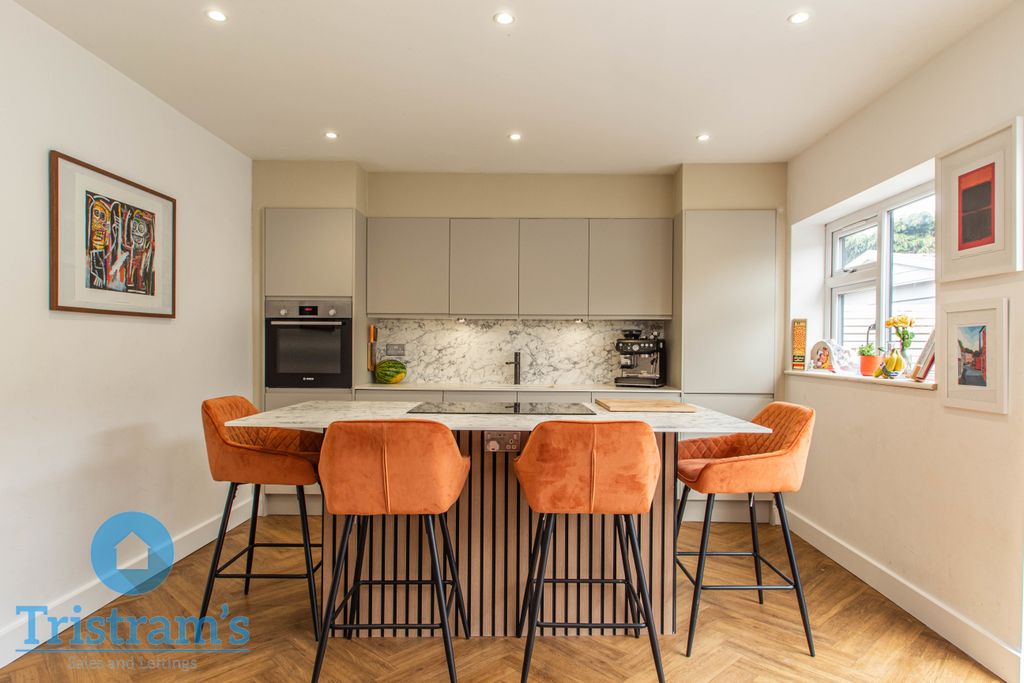 Property photo 3 of 30