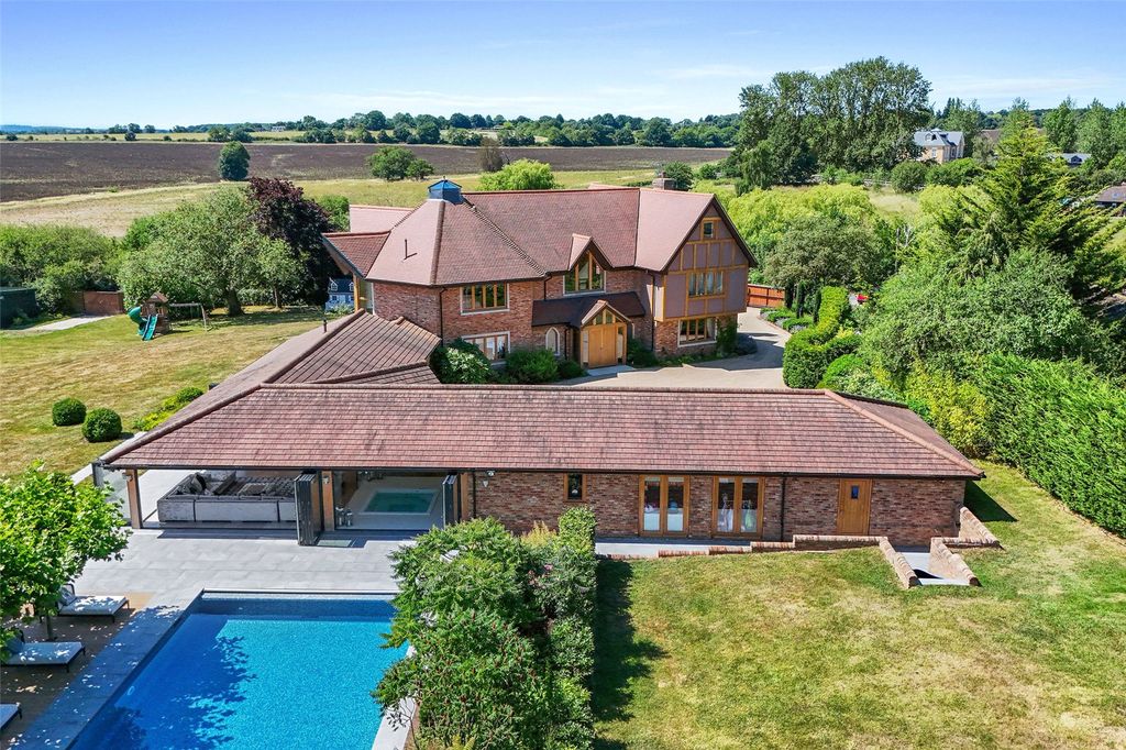 Property photo 1 of 22 Front