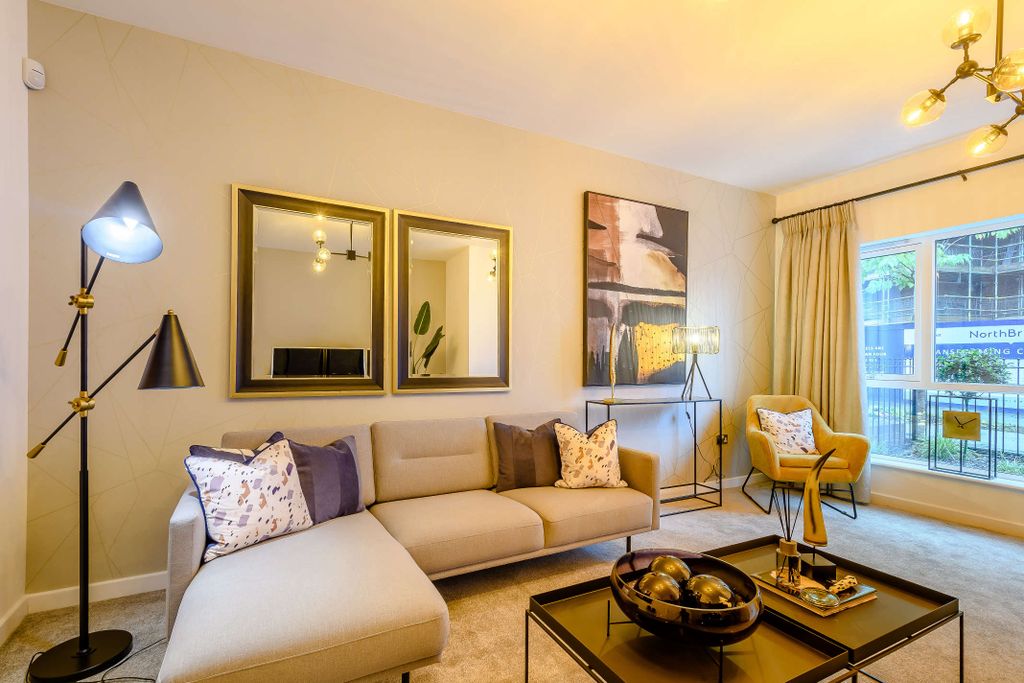 Property photo 2 of 10