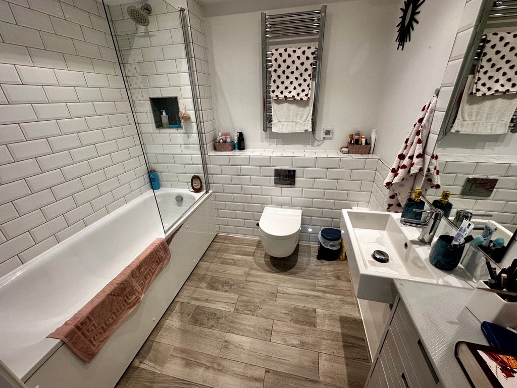 Property photo 3 of 14 Image