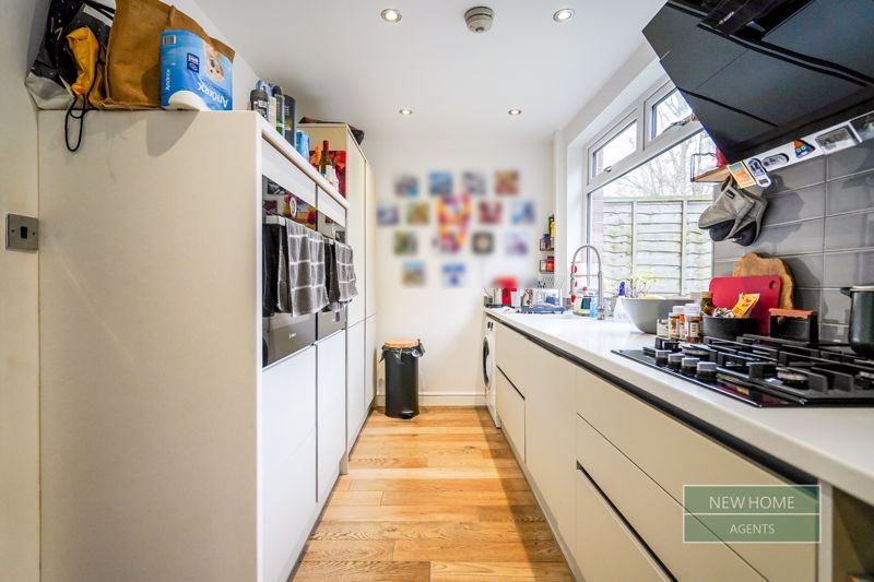 Property photo 2 of 17 Photo 9